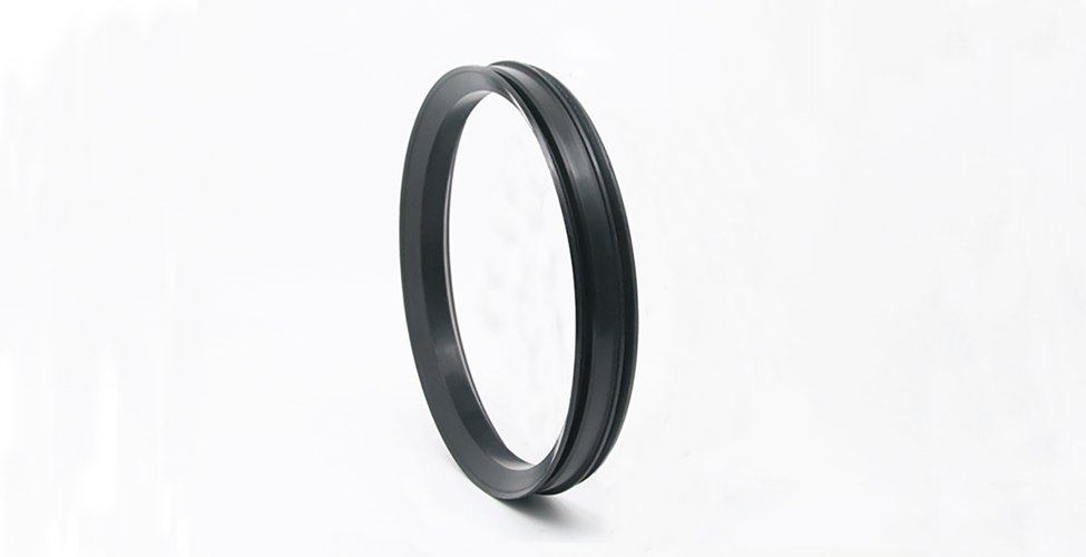 Rolling mill double lip seal for gearbox shaft sealing in high-speed rolling mill